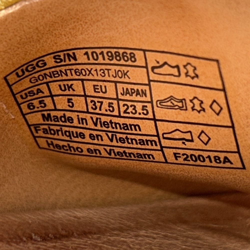 UGG Yellow Bow Platform Sandals Size 6.5 - Picture 12 of 16